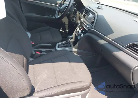 2019 Hyundai Elantra Se z USA, uszkodzony, nr VIN 5NPD74LF1KH490037